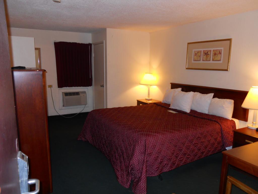 Best Budget Inn Tell City חדר תמונה