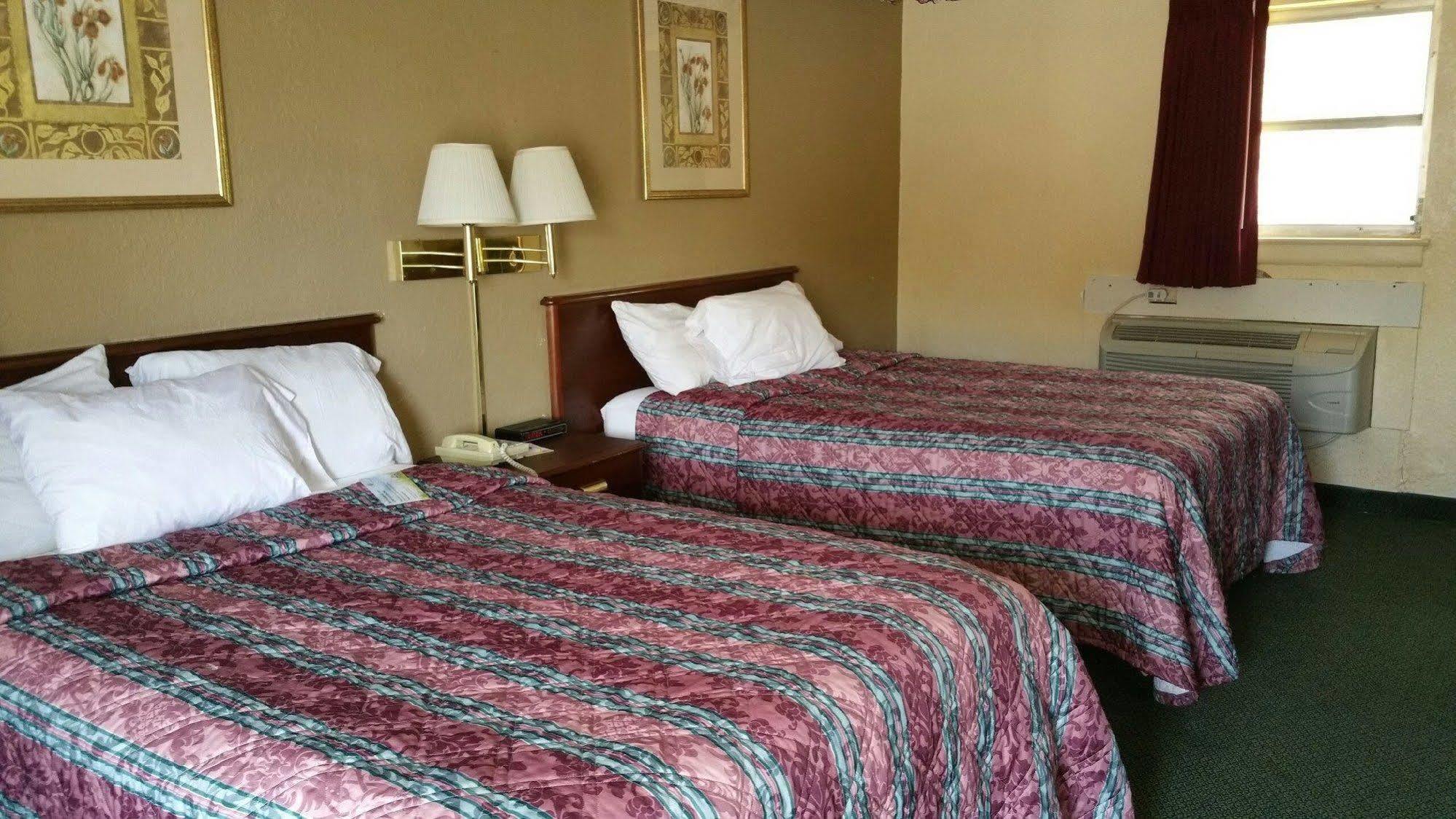 Best Budget Inn Tell City מראה חיצוני תמונה