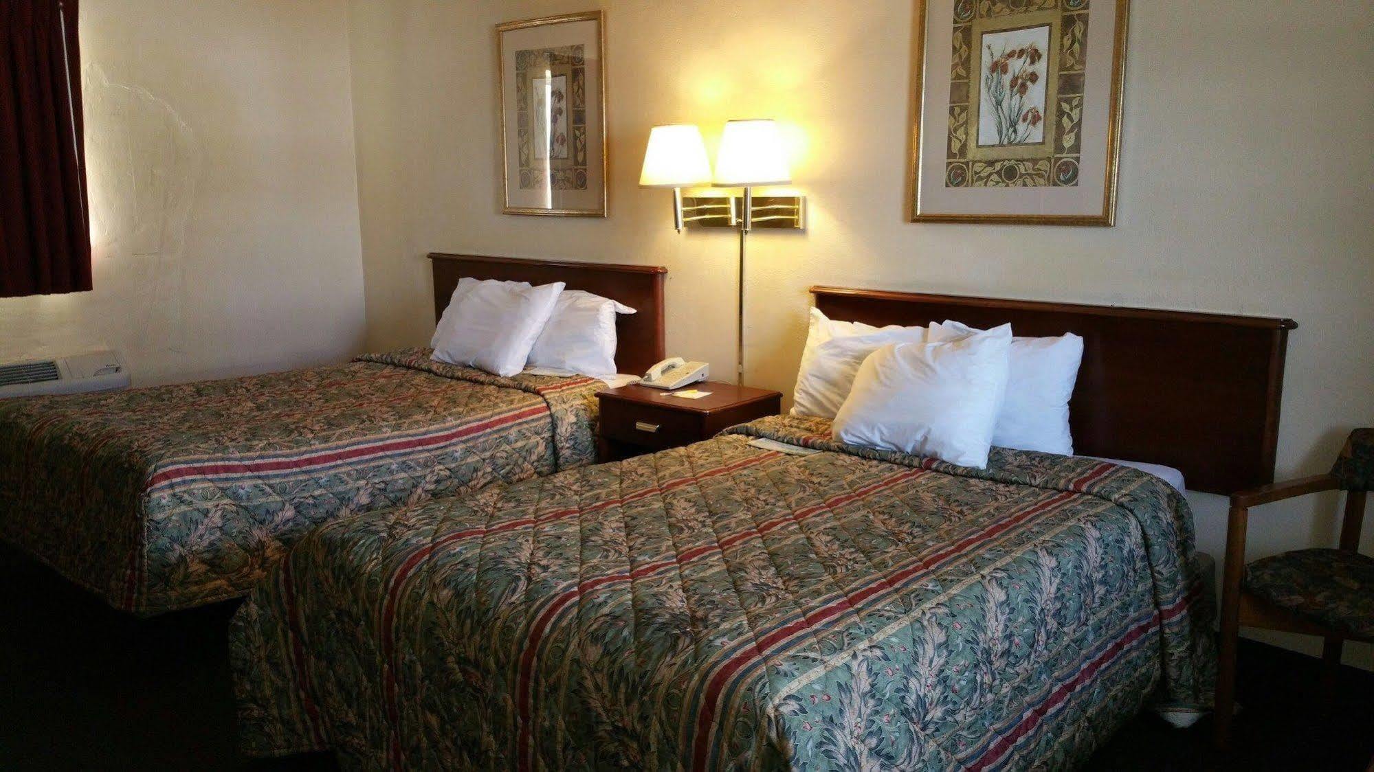 Best Budget Inn Tell City מראה חיצוני תמונה